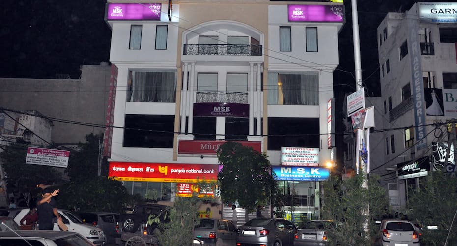 مسك ريسيدنسي دواركا, New Delhi 1